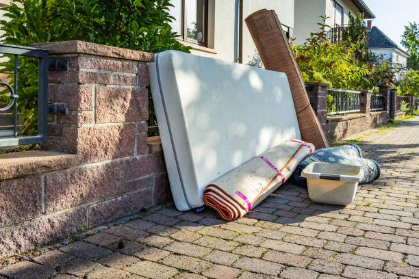 Best Property Management Cleanouts  in Maury, NC